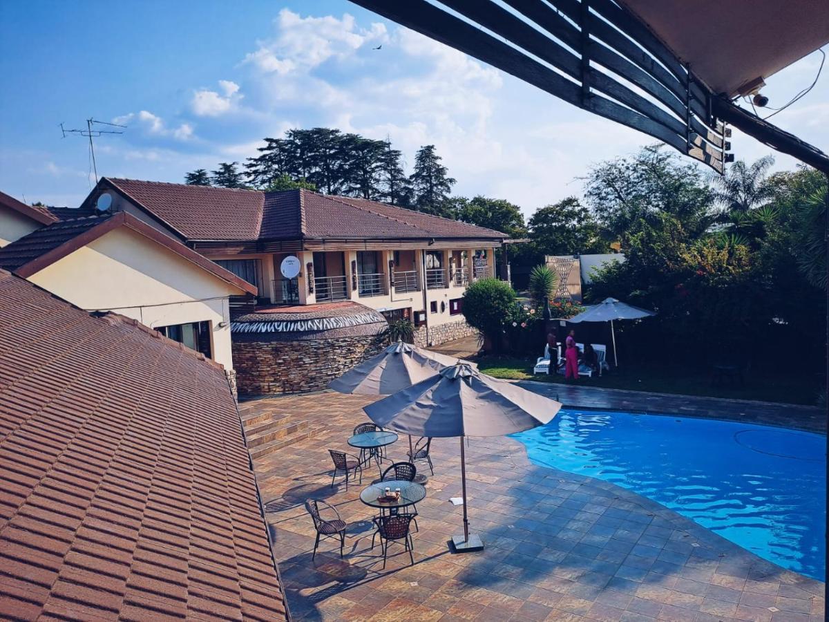 Ecotel Premier Lodge & Conference Centre Беноні Екстер'єр фото