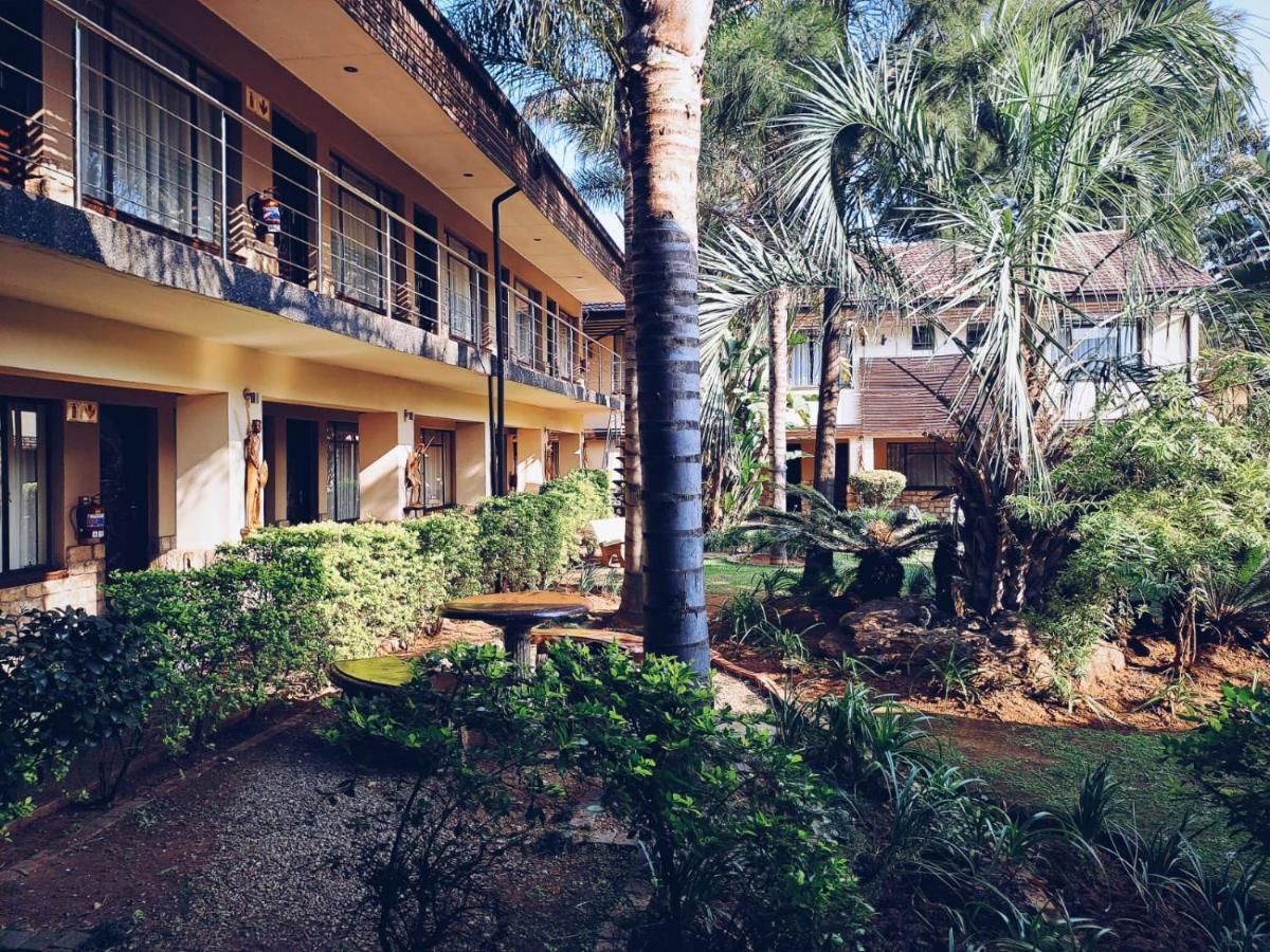 Ecotel Premier Lodge & Conference Centre Беноні Екстер'єр фото
